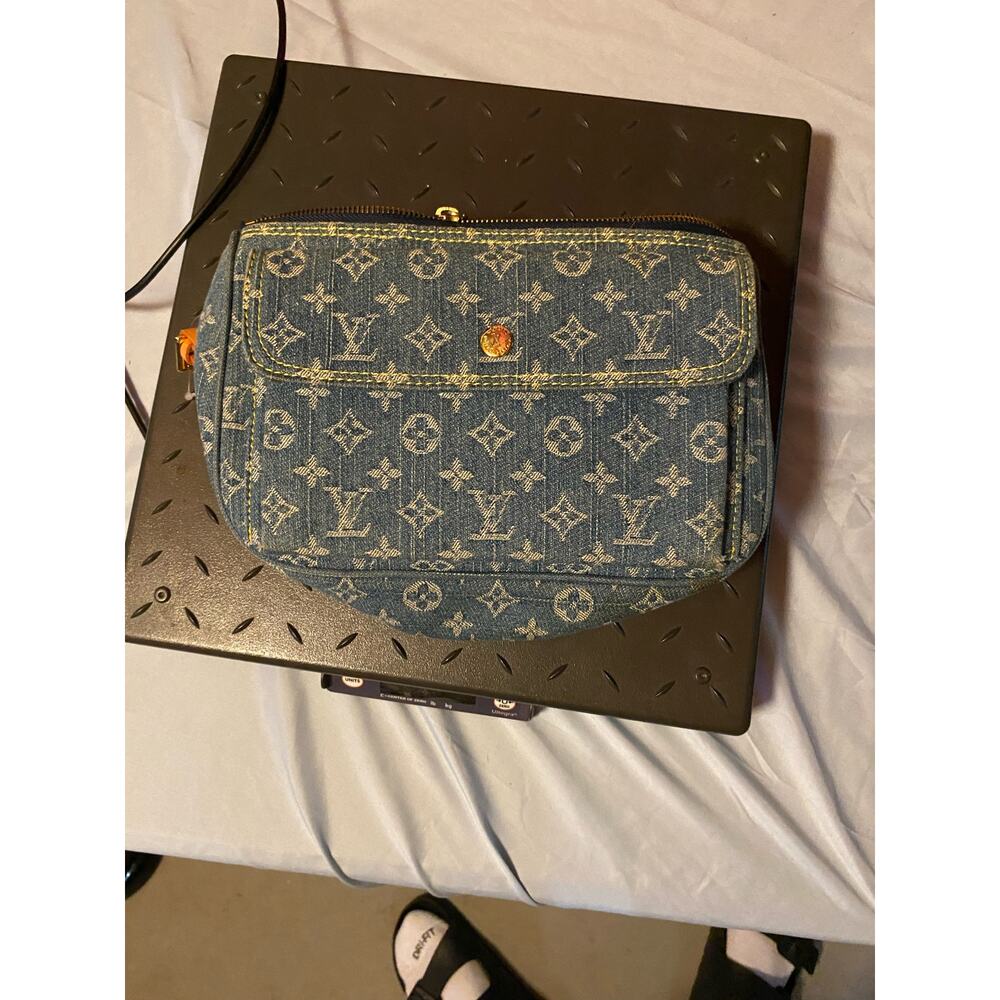 Louis Vuitton Jean Colored Womens Purse